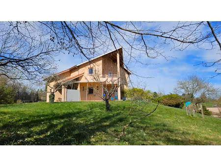 villa meyrie 6 pièce(s) 155 m2