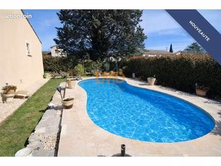 villa 4 pièces 82 m²