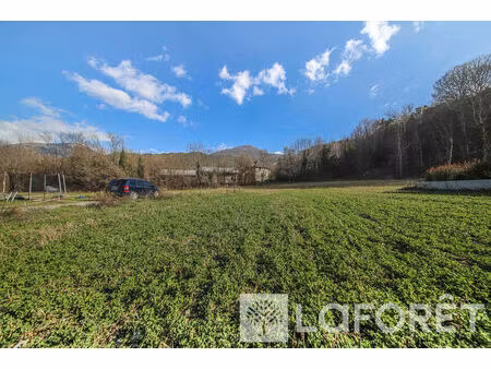 ** terrain 578 m² - crots