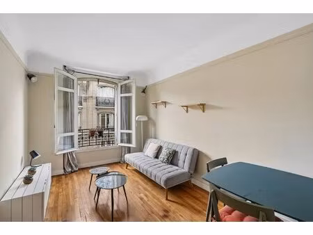 charmant 2 pièces – cachet de l’ancien – très bon état