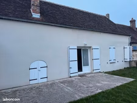 location maison plain-pied 79m²