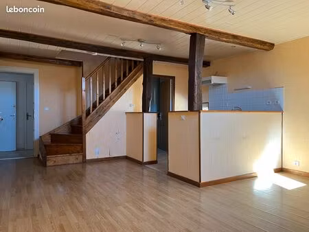appartement 50 m² centre cousance