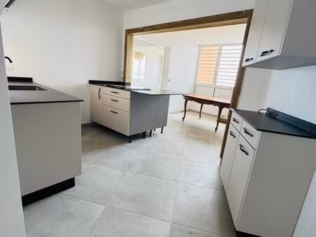 appartement t5 rénové vue mer
