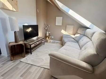 ? charmant t3 lumineux avec cachet  balcon et parking – gérardmer