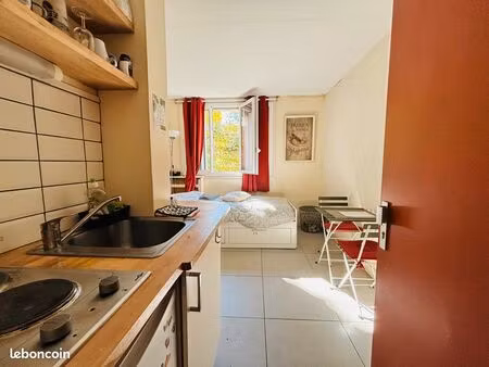 ? studio meublé cosy – proche gare – lagny-sur-marne ?