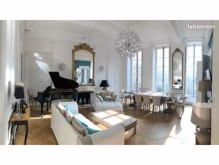 appartement d'exception dans hôtel particulier en hyper centre