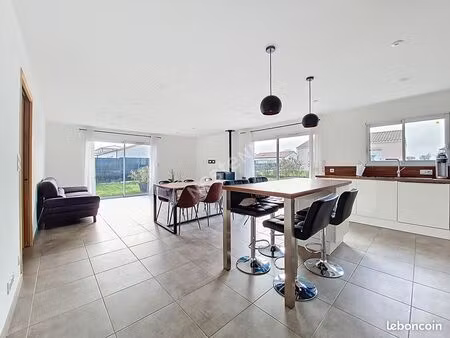 maison 3 pièces 75 m²