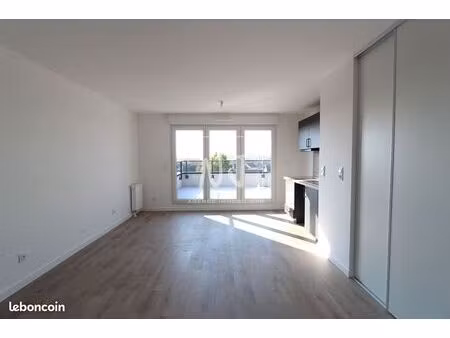 appartement 3 pièces 64 m²