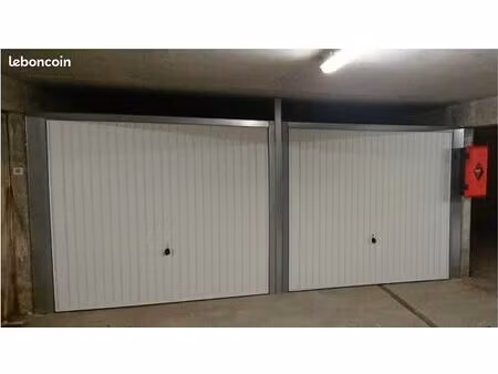 garage fermé presqu’ile