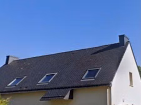 maison centre bourg proche école à louer
