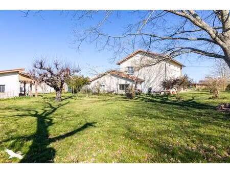 vente maison 5 pièces 193 m² saint-nicolas-de-la-grave (82210)