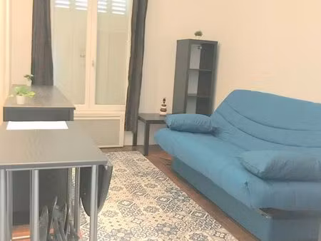 sant-cloud studio meublé à louer