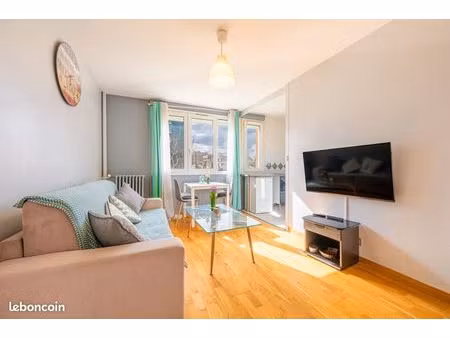 appartement f2 à courbevoie