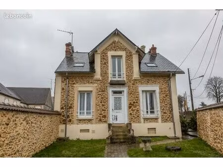 immeuble composé de 4 appartements