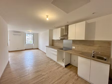 vente appartement 2 pièces 45 m² carnoules (83660)