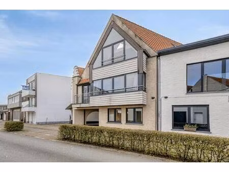 opbrengsteigendom met 3 appartementen te koop centrum knokke