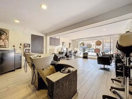 vente commerce 45 m² toulon (83100)