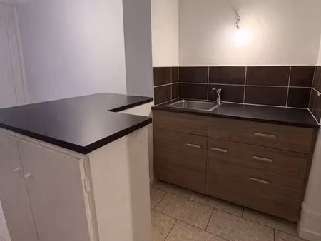 2 pièces 39 m² – fort potentiel – sèvres – 230 000