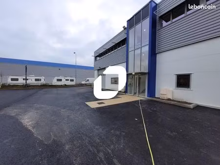 local d'activité 425 m²