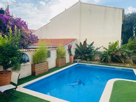 maison centre narbonne 3 faces- jardin avec piscine-garage moto- 150m2 quartier quai victo