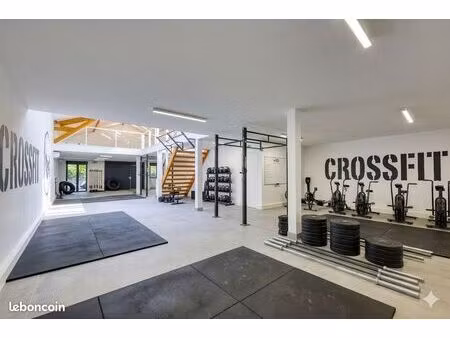 salle de sport  bâtiment indépendant flambant neuf