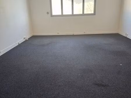 a louer bureau de 35m2
