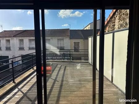 bureau 62m² + terrasse 25m² – montreuil