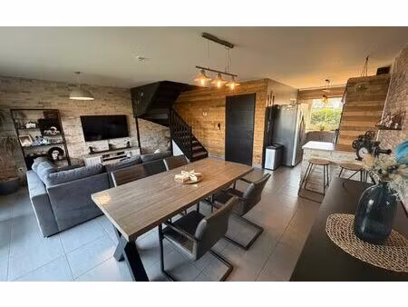 maison lestrem 82.4 m² t-4 à vendre  201 800 €