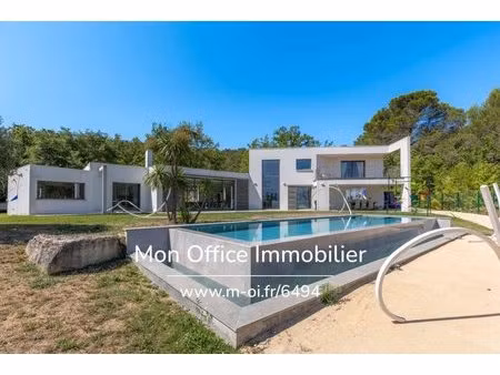 référence : 6494-ngu - villa contemporaine avec vue imprenable sur le luberon - piscine et