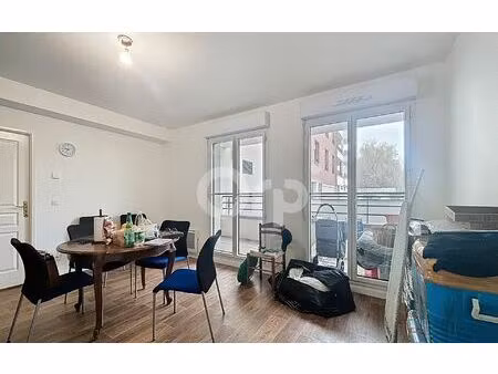 location appartement  m² t-2 à compiègne  520 €