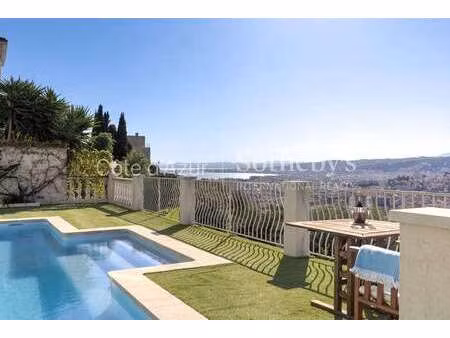 maison de luxe avec vue sur mer à vendre à nice : 2 395 000 € | 261m²