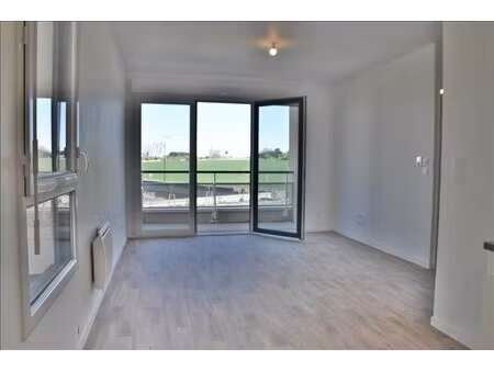 appartement - 1er étage - 39 56 m2 - 2 pièces - vide