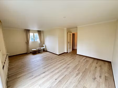appartement t3 lumineux - emplacement privilégié à vannes