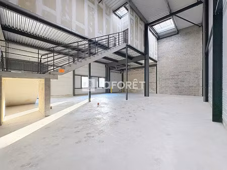 location bureaux et commerces à oissel (76350) : à louer / 242m² oissel