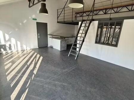 location bureaux 67m2 style loft