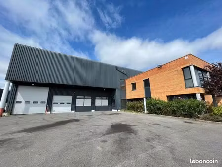 local industriel 3 939 m²