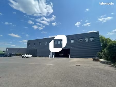 local d'activité 2 000 m²