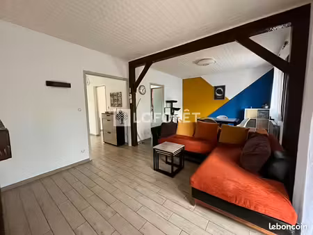 maison 9 pièces 145 m²