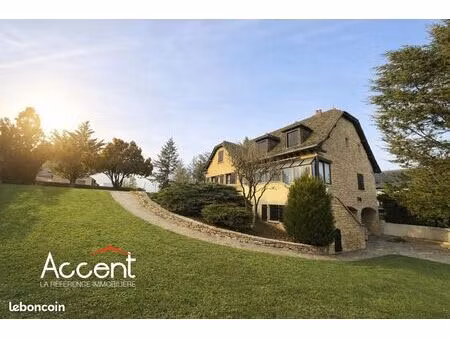 maison 8 pièces 175 m²