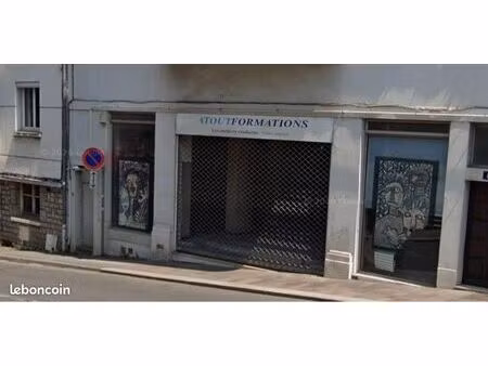 hypercentre local tous commerce 450m2