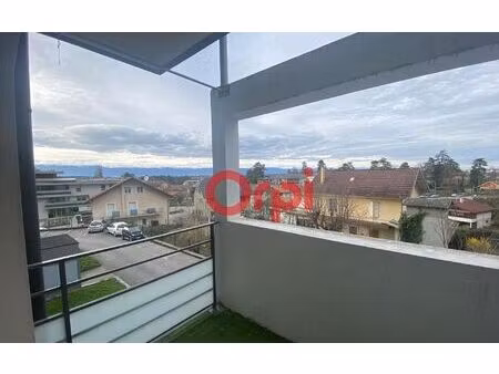 location appartement  42.03 m² t-2 à étrembières  895 €