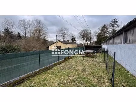 ensemble immobilier - 2 appts & dependances