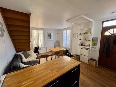 location meublée appartement 2 pièces 44 m² à joinville-le-pont (94340)  930 €
