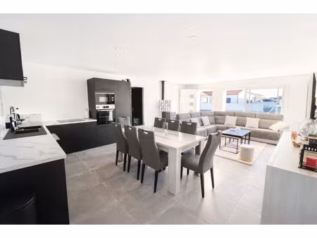 maison 3 pièces 83 m2