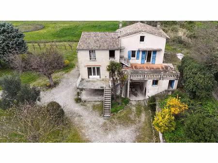 maison à loriol de 160 m2 sur 5000m2 de terrain  ancienne ferme  deux logements  nombreuse