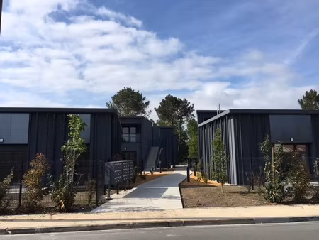 pessac - derrière le zoo - beau et grand t3 avec balcon + pkg