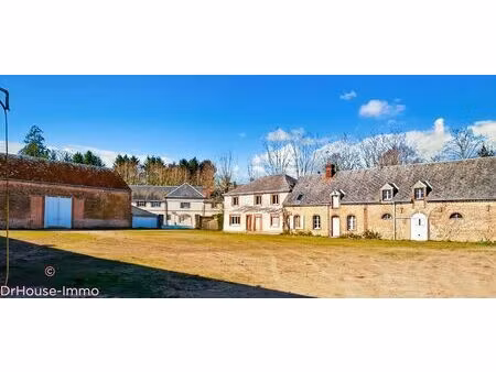 structure équestre complète sur illiers-combray  10 ha.