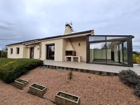 maison familiale avec dépendance – 135 m² habitables – terrain 835 m² – la sauvetat (63730