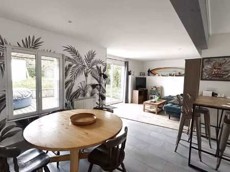 maison 3 ch + maison 2 ch jardins