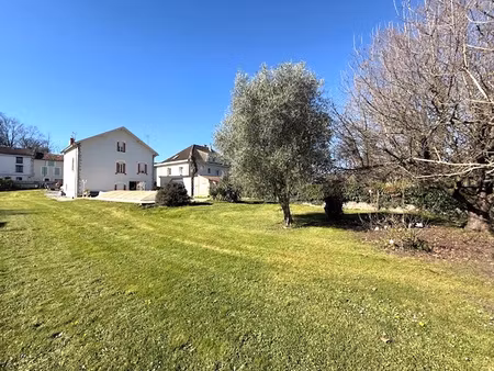 pamiers : maison de type 4 de 136 m2 avec 3 garages avec pis